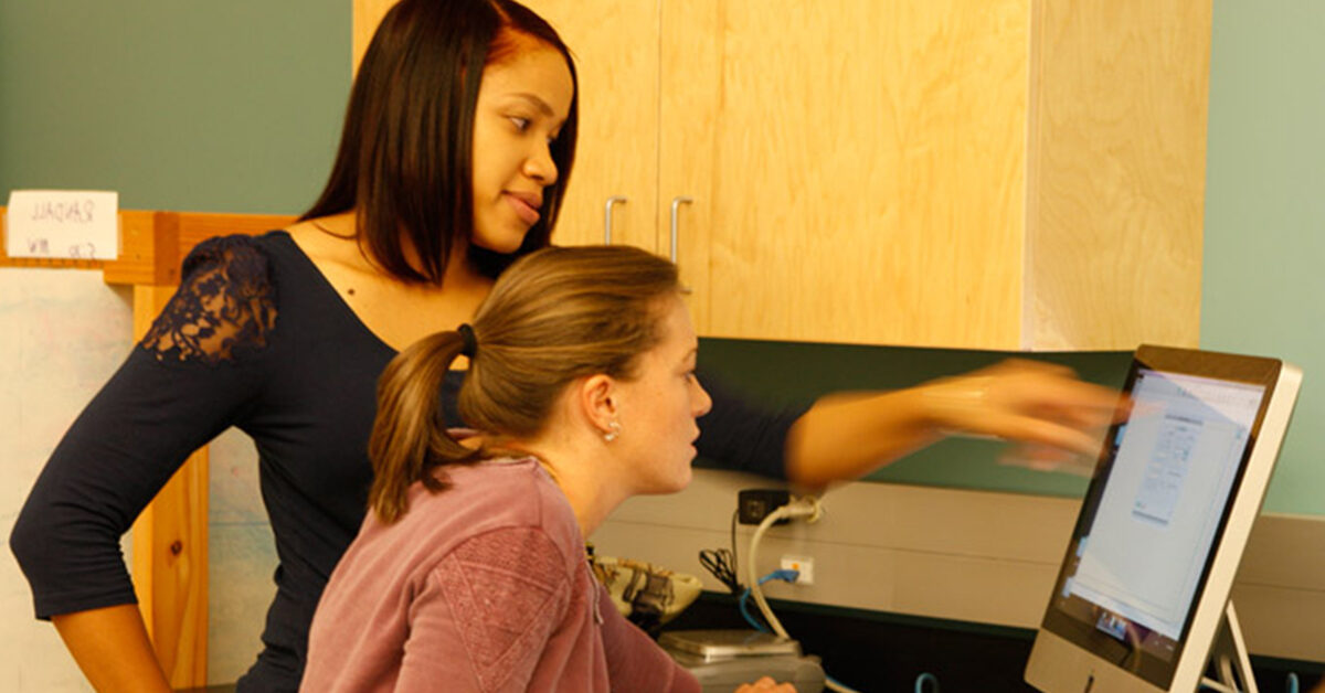 Lending a helping hand with an online science prerequisite course