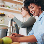 Registered Dietitian making a smoothie