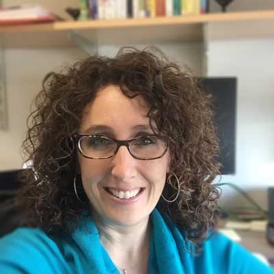 Faculty Spotlight: Angelina Moore Maia, PhD, RD, LD, Applied Nutrition Program  Assistant Director, Graduate Programs in Applied Nutrition for the Master's degree in nutrition online